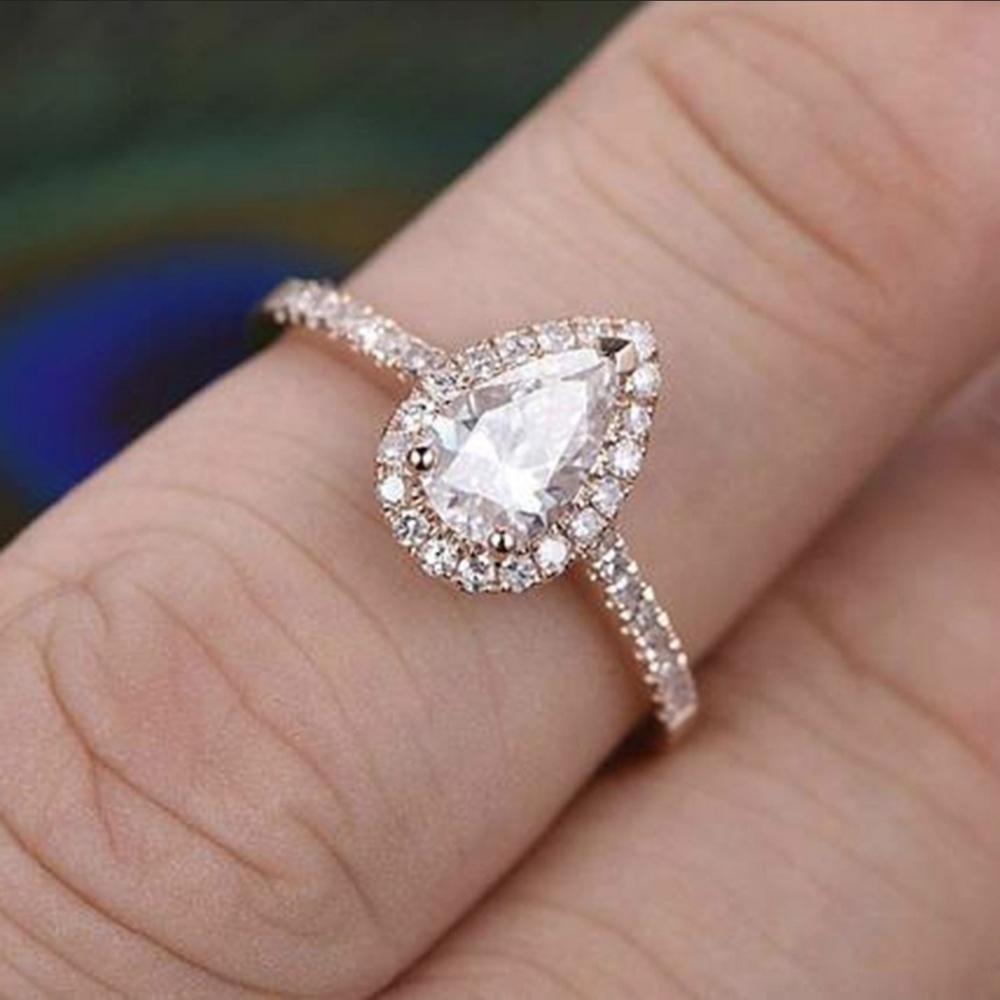 14k Gold 1.50 Ct Pear Cut Moissanite Engagement Ring Women
